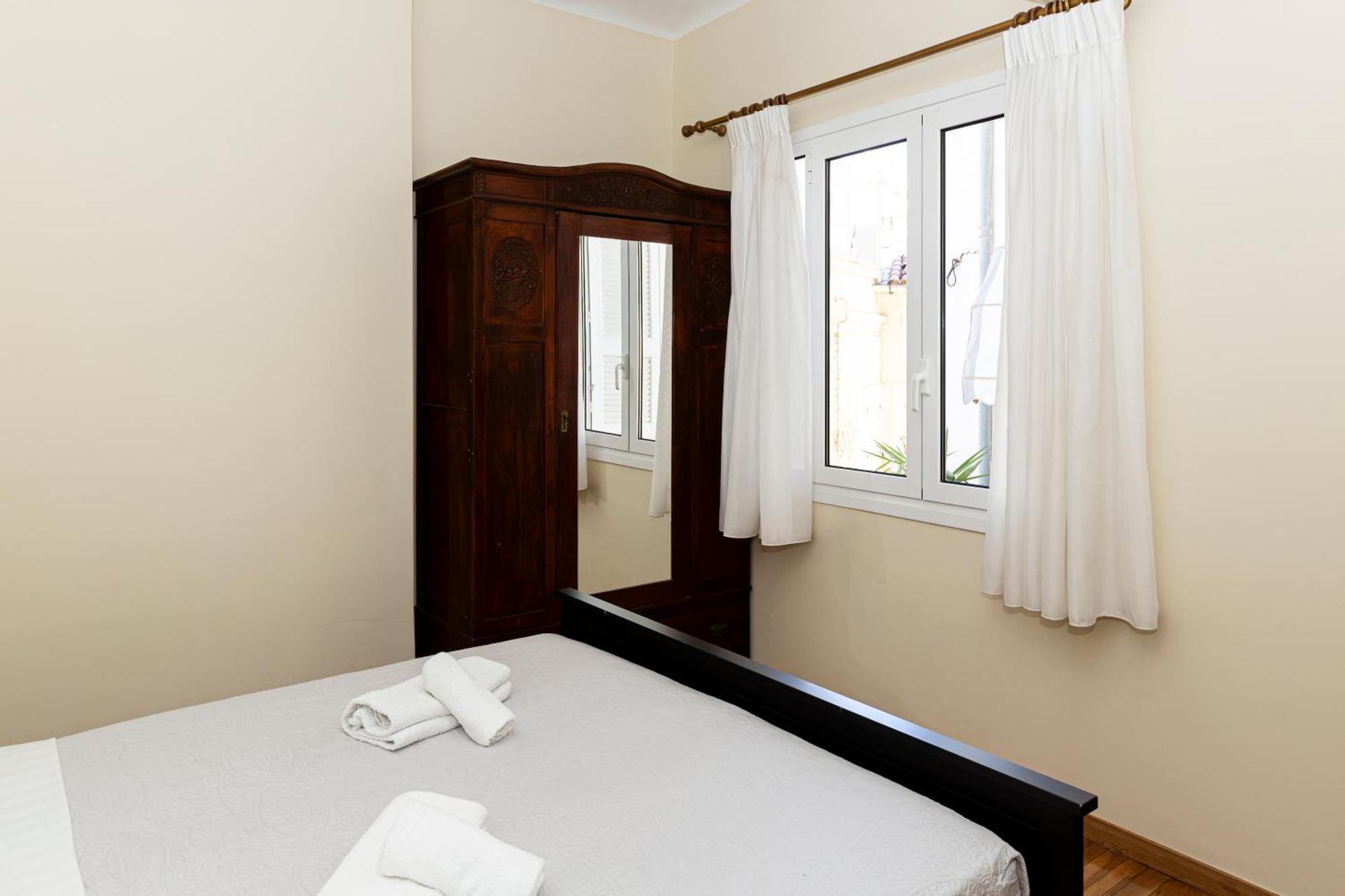 Luxury At The Foot Of The Acropolis Hill Apartment *